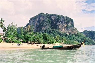 20 Thailand 2002 F1010027 Ausflug Krabi Strand_478